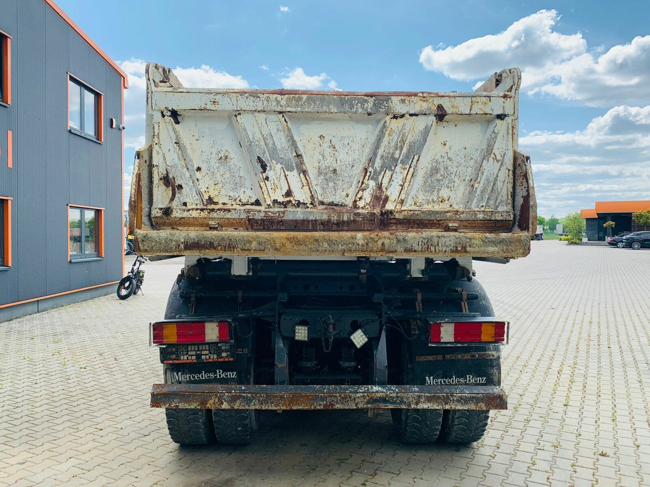 Mercedes-Benz ACTROS 4144 8x8 EURO4 DSK Meiller - Tipper: picture 5 Mercedes-Benz ACTROS 4144 8x8 EURO4 DSK Meiller - Tipper: picture 5
