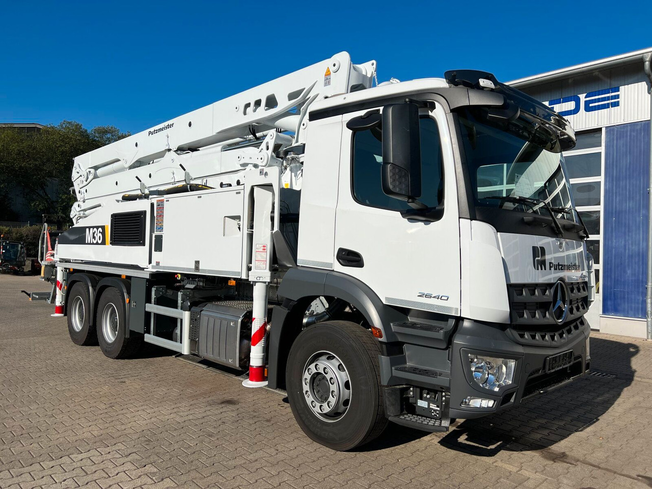 Mercedes-Benz AROCS 2640 6x4 E6 Betonpumpe Putzmeister 36-4 M - Concrete pump truck: picture 1 Mercedes-Benz AROCS 2640 6x4 E6 Betonpumpe Putzmeister 36-4 M - Concrete pump truck: picture 1