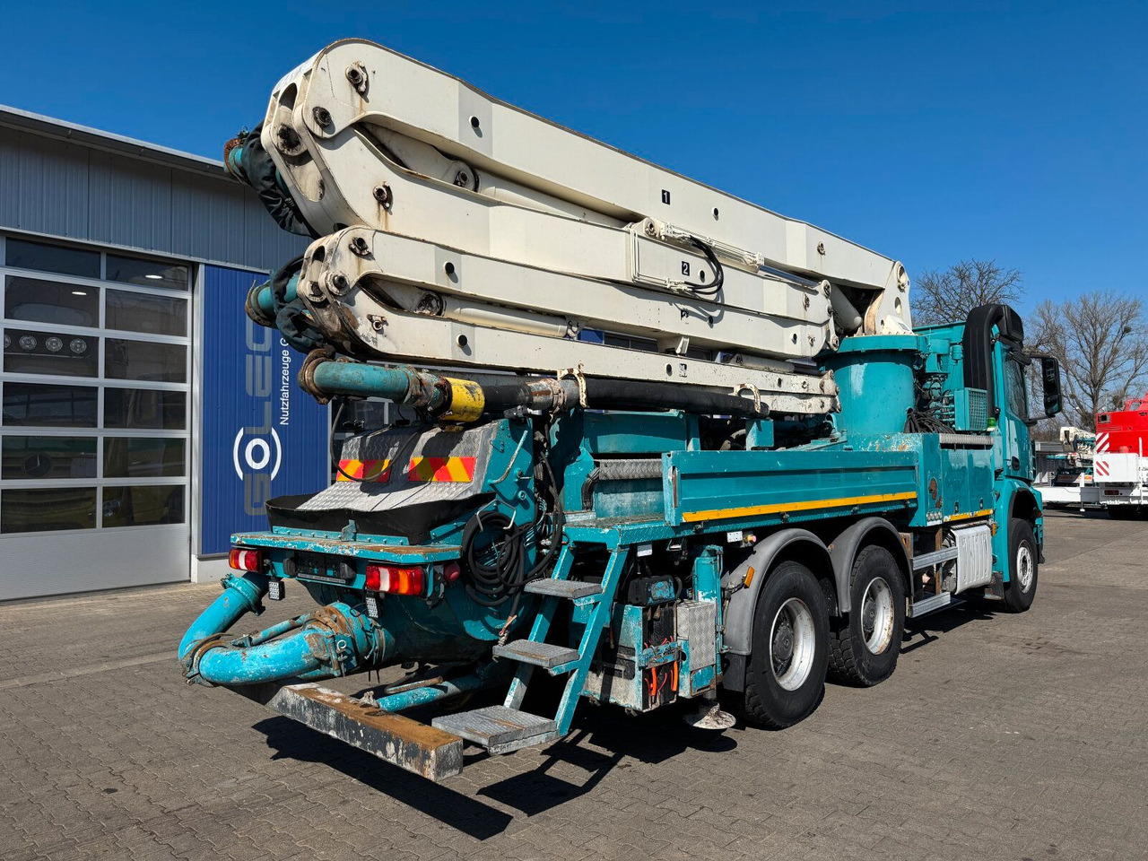 Mercedes-Benz AROCS 2844 6x4 Euro 6 Betonpumpe SERMAC 5Z33 - Concrete pump truck: picture 4 Mercedes-Benz AROCS 2844 6x4 Euro 6 Betonpumpe SERMAC 5Z33 - Concrete pump truck: picture 4