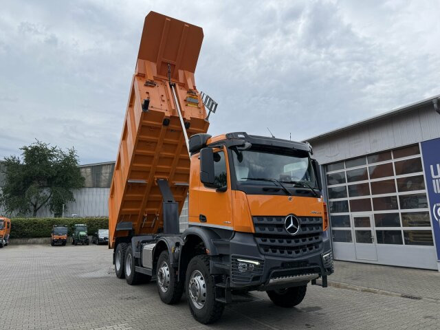 Tipper Mercedes-Benz AROCS 4851 8x6 Euro 6 Gesteinkipper MEILLER 25m³: picture 13