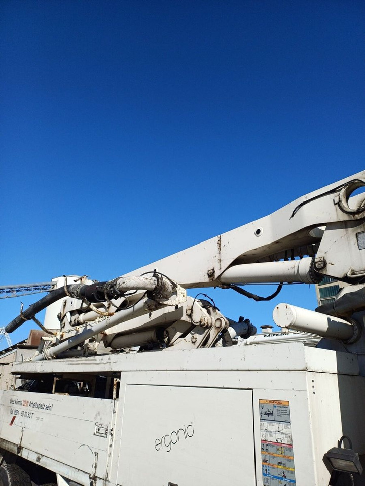 Mercedes-Benz Actros 2636 6x4 Betonpumpe Putzmeister 24-4 16H - Concrete pump truck: picture 5 Mercedes-Benz Actros 2636 6x4 Betonpumpe Putzmeister 24-4 16H - Concrete pump truck: picture 5