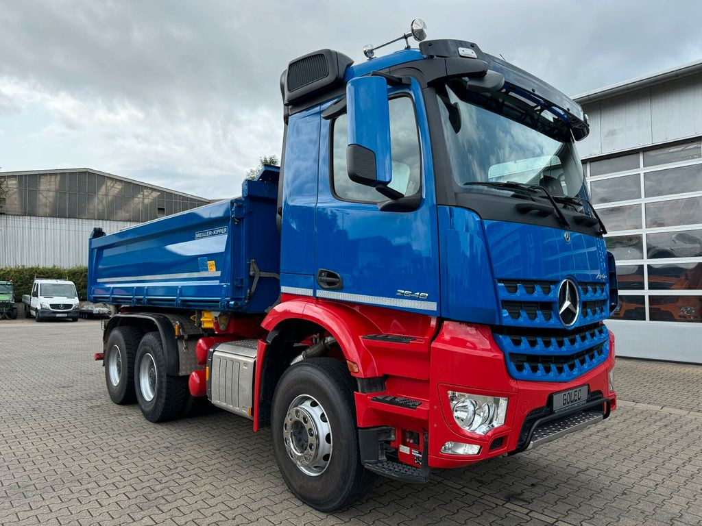 Tipper Mercedes-Benz Arocs 2648 6x4 Kipper MEILLER Bordmatic Retarder: picture 1