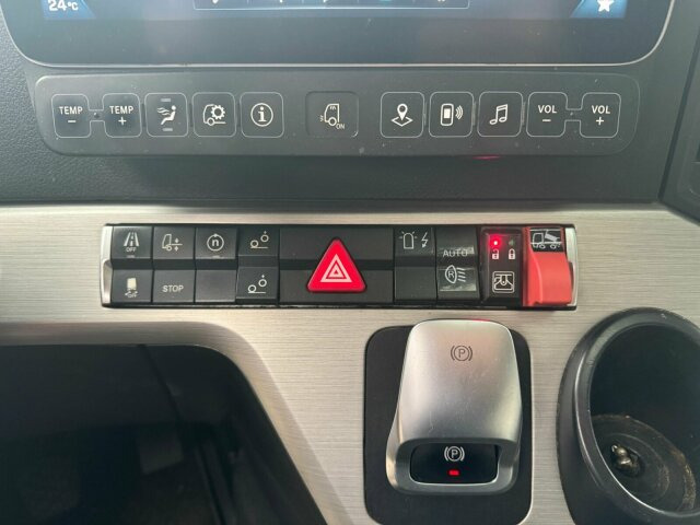 Mercedes-Benz Arocs 3253 8x4 Abrollkipper Kran Palfinger 37002 - Hook lift truck, Crane truck: picture 5 Mercedes-Benz Arocs 3253 8x4 Abrollkipper Kran Palfinger 37002 - Hook lift truck, Crane truck: picture 5