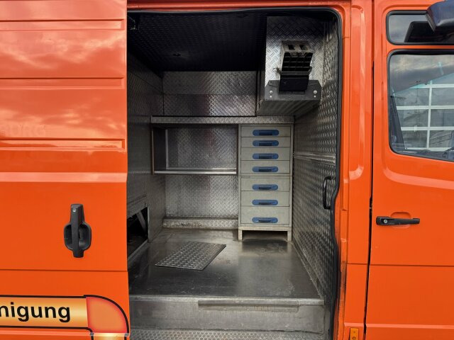 Lease a Mercedes-Benz Vario 818D Kanalreiniger Rockstroh Drain Jet 100 Mercedes-Benz Vario 818D Kanalreiniger Rockstroh Drain Jet 100: picture 7