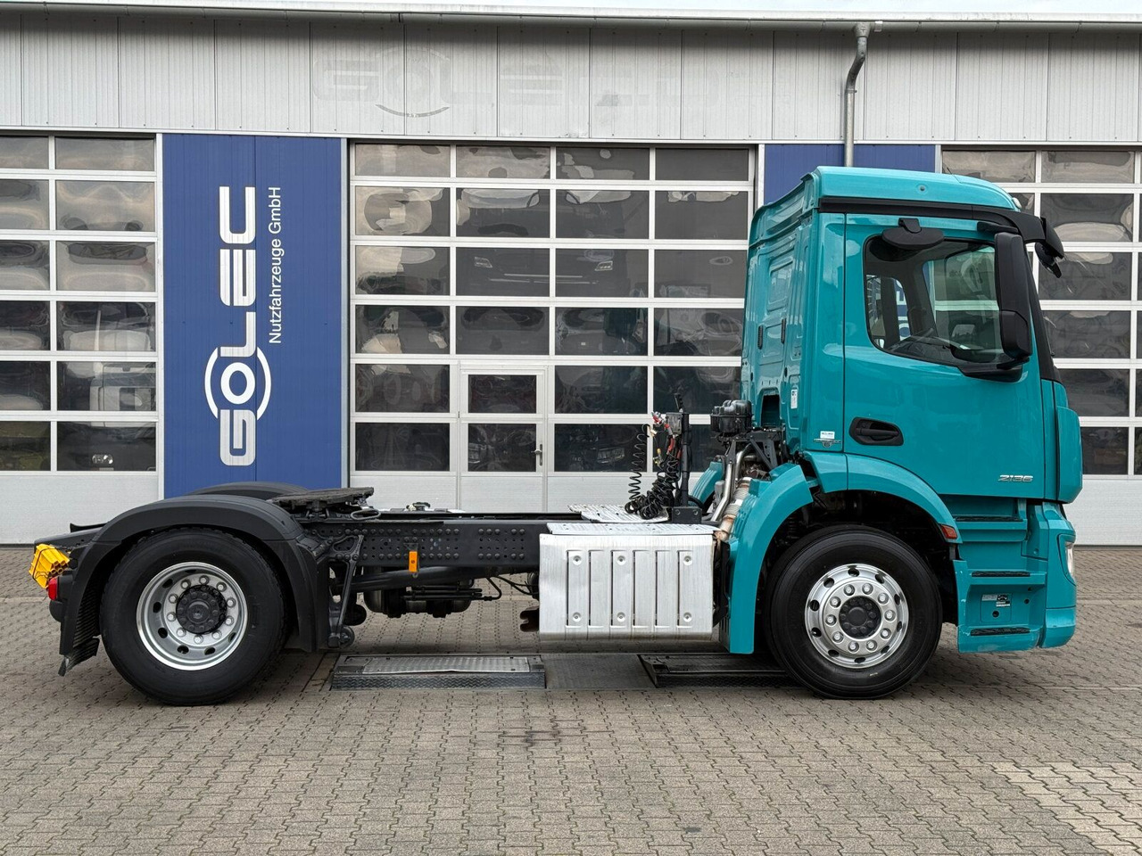 Mercedes-Benz Antos 2136 4x2 SZM Superlight - Tractor unit: picture 2 Mercedes-Benz Antos 2136 4x2 SZM Superlight - Tractor unit: picture 2