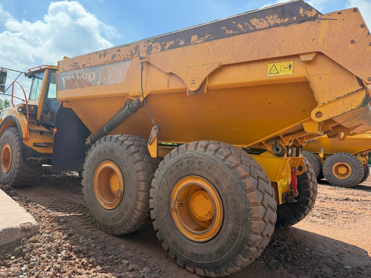Lease a  Volvo A25G Dumper 22,7 Ton TOP gepflegt Volvo A25G Dumper 22,7 Ton TOP gepflegt: picture 10