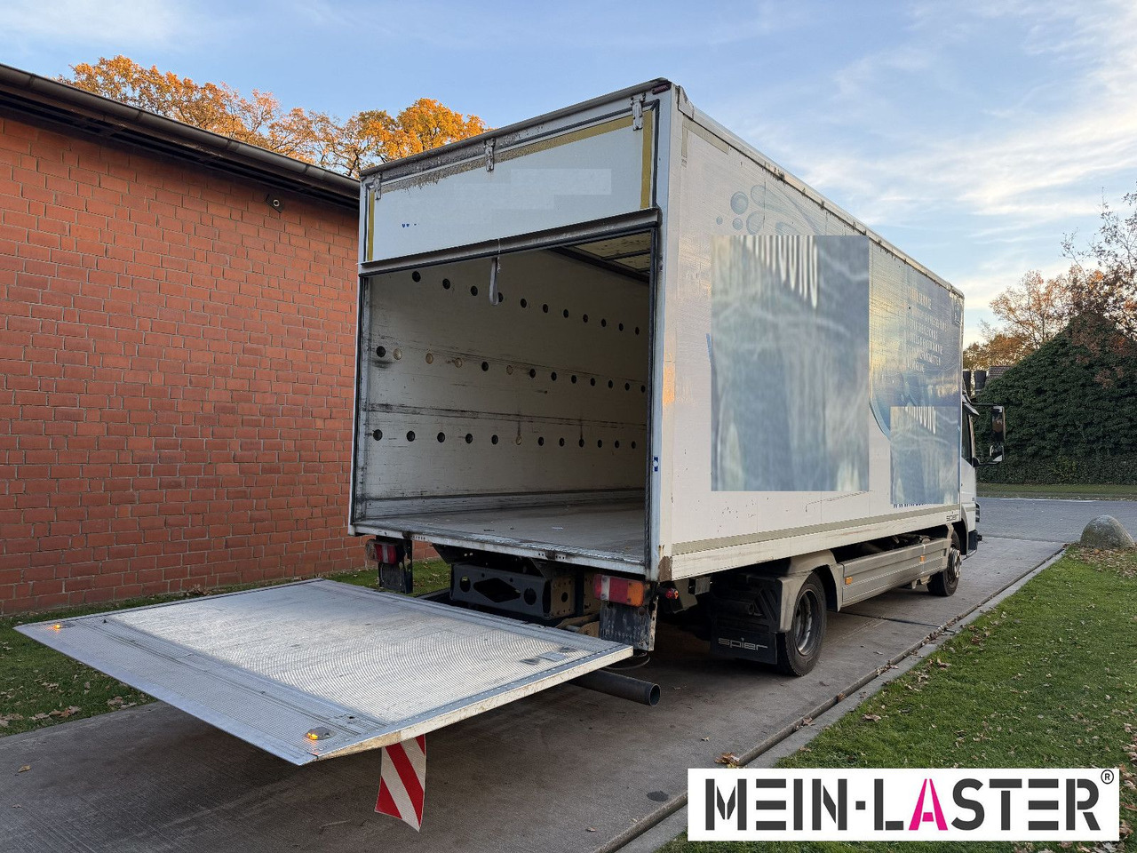 Mercedes-Benz Atego 816 LBW Klima 3 Sitzer - Box van: picture 2 Mercedes-Benz Atego 816 LBW Klima 3 Sitzer - Box van: picture 2