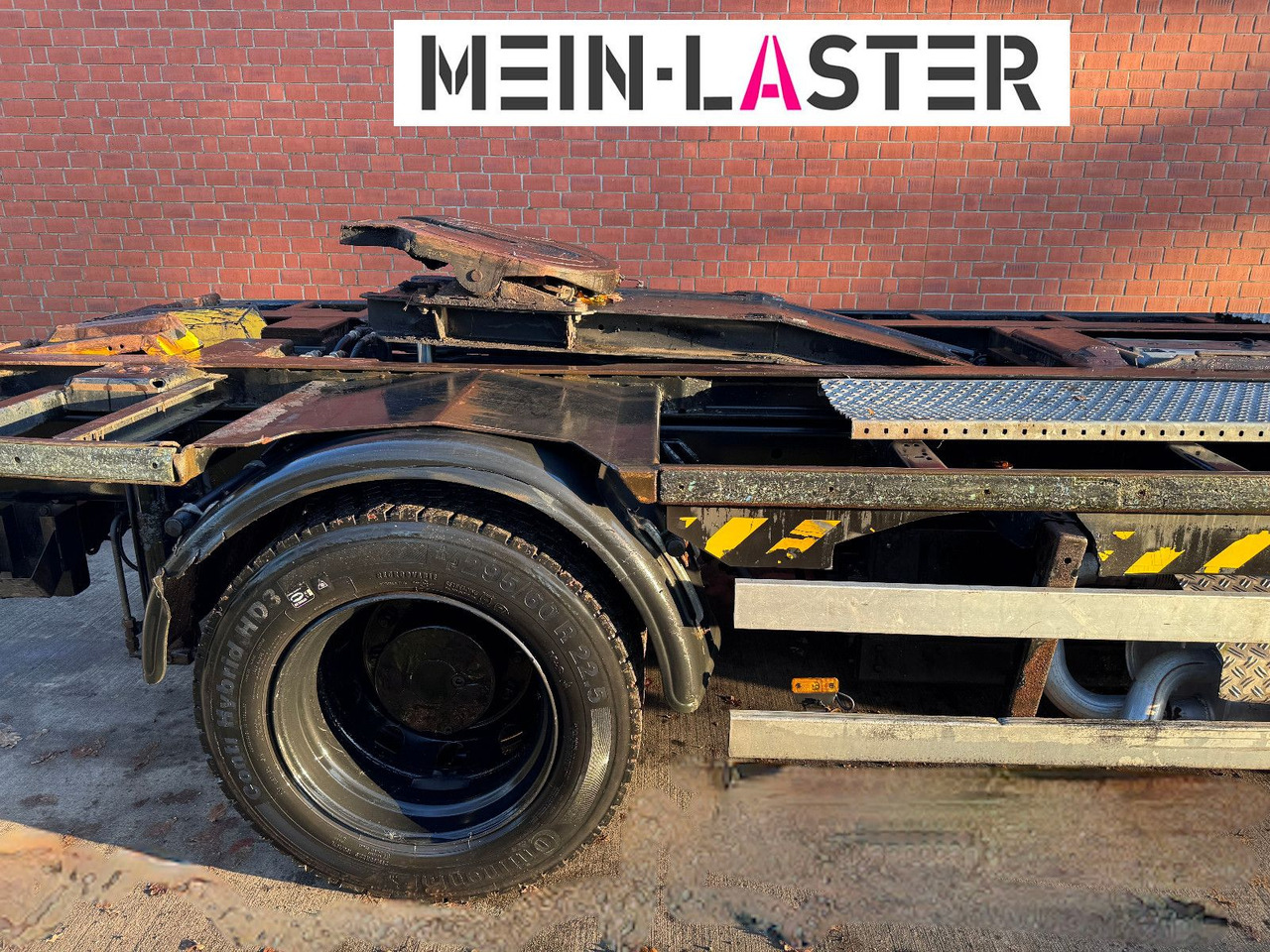 Lease a  Mercedes-Benz Kamag Wiesel Umsetzter Sattelplatte Mercedes-Benz Kamag Wiesel Umsetzter Sattelplatte: picture 19 Lease a  Mercedes-Benz Kamag Wiesel Umsetzter Sattelplatte Mercedes-Benz Kamag Wiesel Umsetzter Sattelplatte: picture 19