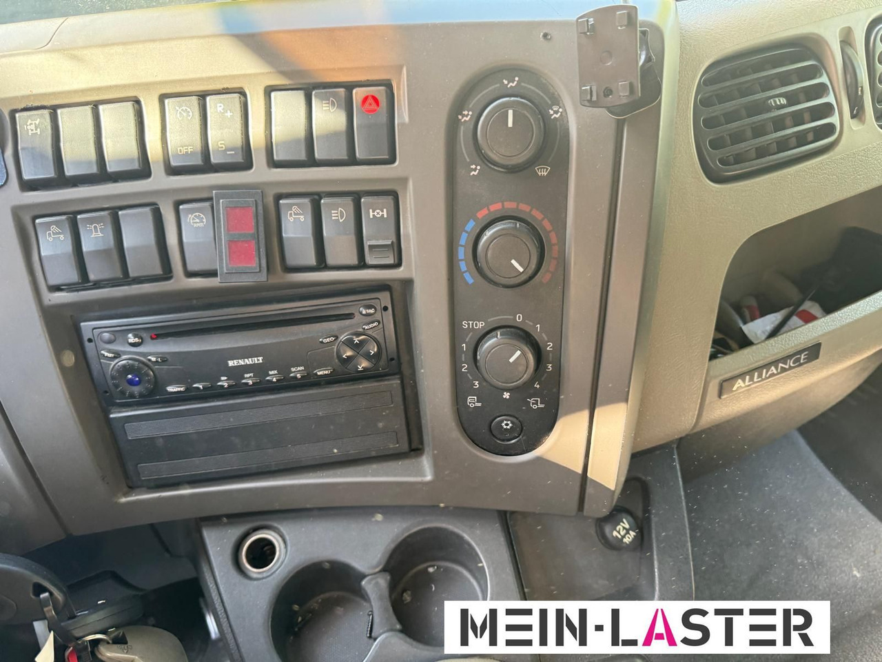 Lease a  Renault Midlum 220 HMF 683 K4 15m-400 Kg Funk Seilwinde Renault Midlum 220 HMF 683 K4 15m-400 Kg Funk Seilwinde: picture 10