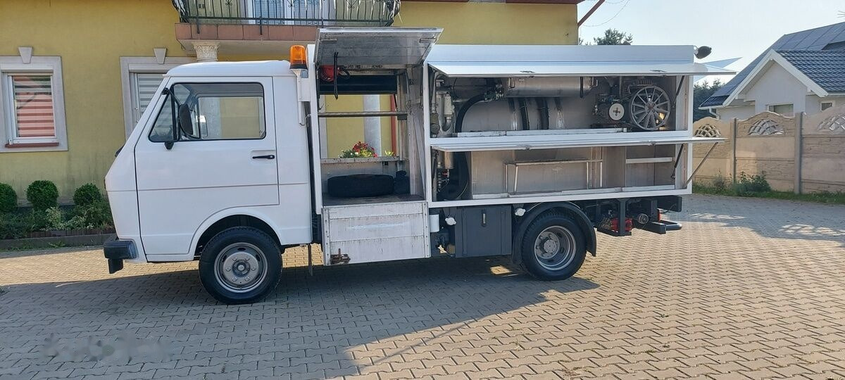 Volkswagen LT55 COMBI HYDRO OIL ADR INOX - Vacuum truck: picture 3 Volkswagen LT55 COMBI HYDRO OIL ADR INOX - Vacuum truck: picture 3