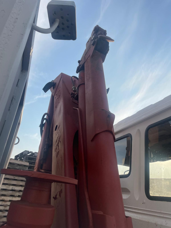 Tipper, Crane truck IVECO Unic: picture 14