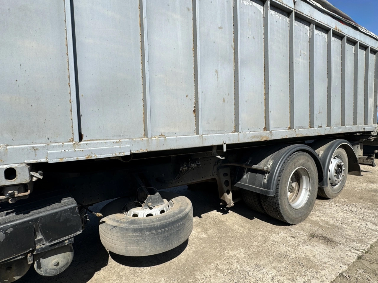 MAN 25.422 - Dropside/ Flatbed truck: picture 4 MAN 25.422 - Dropside/ Flatbed truck: picture 4
