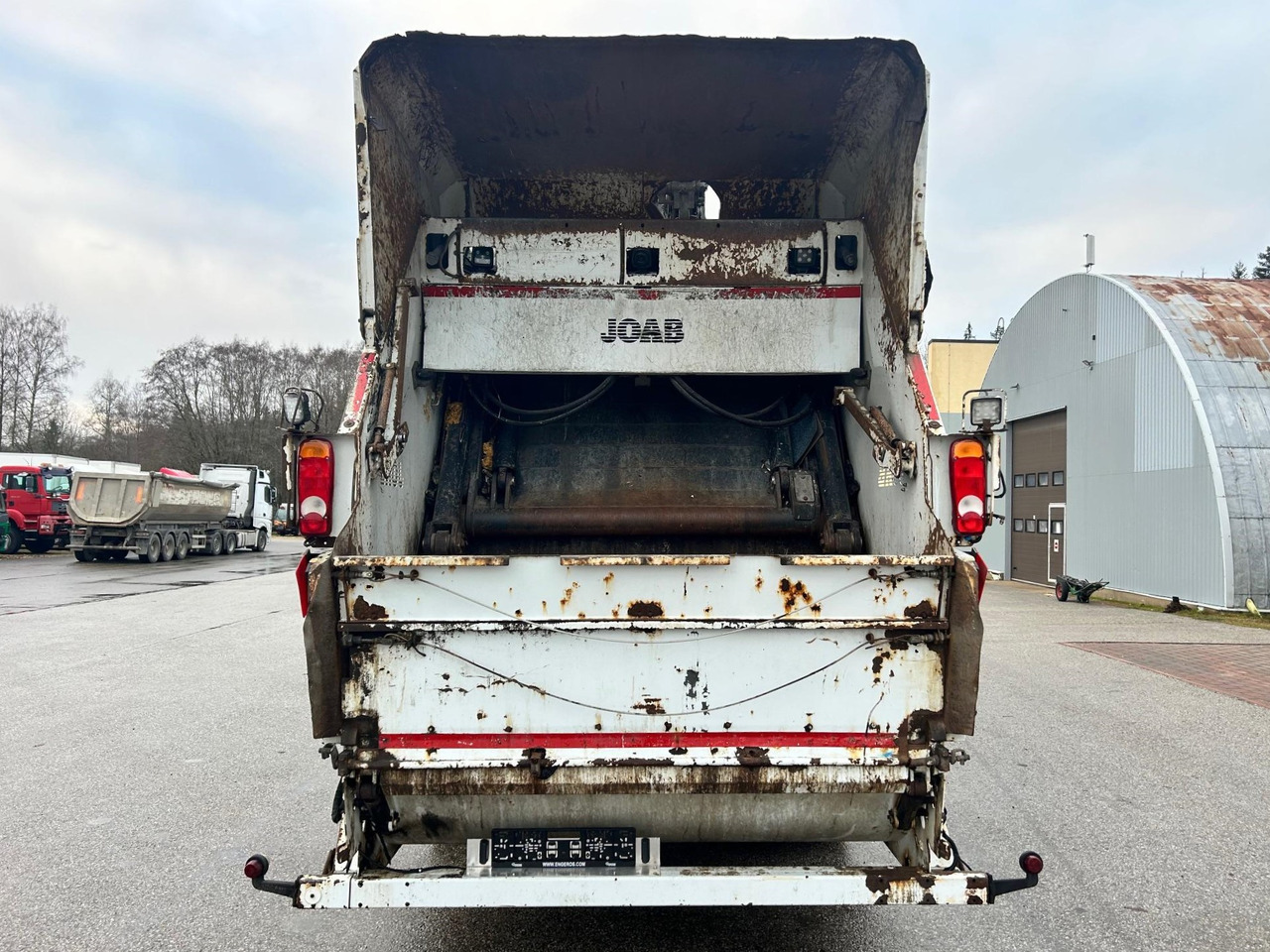 MERCEDES-BENZ ECONIC 2630 - Garbage truck: picture 2 MERCEDES-BENZ ECONIC 2630 - Garbage truck: picture 2