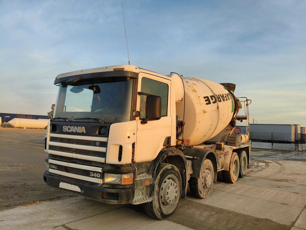 SCANIA 114C.340 - Concrete mixer: picture 3 SCANIA 114C.340 - Concrete mixer: picture 3