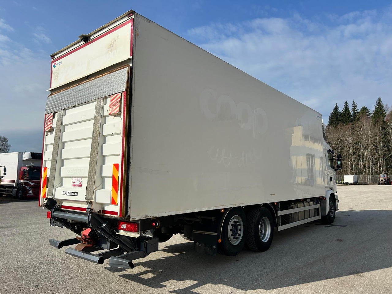 Refrigerator truck SCANIA G490: picture 6