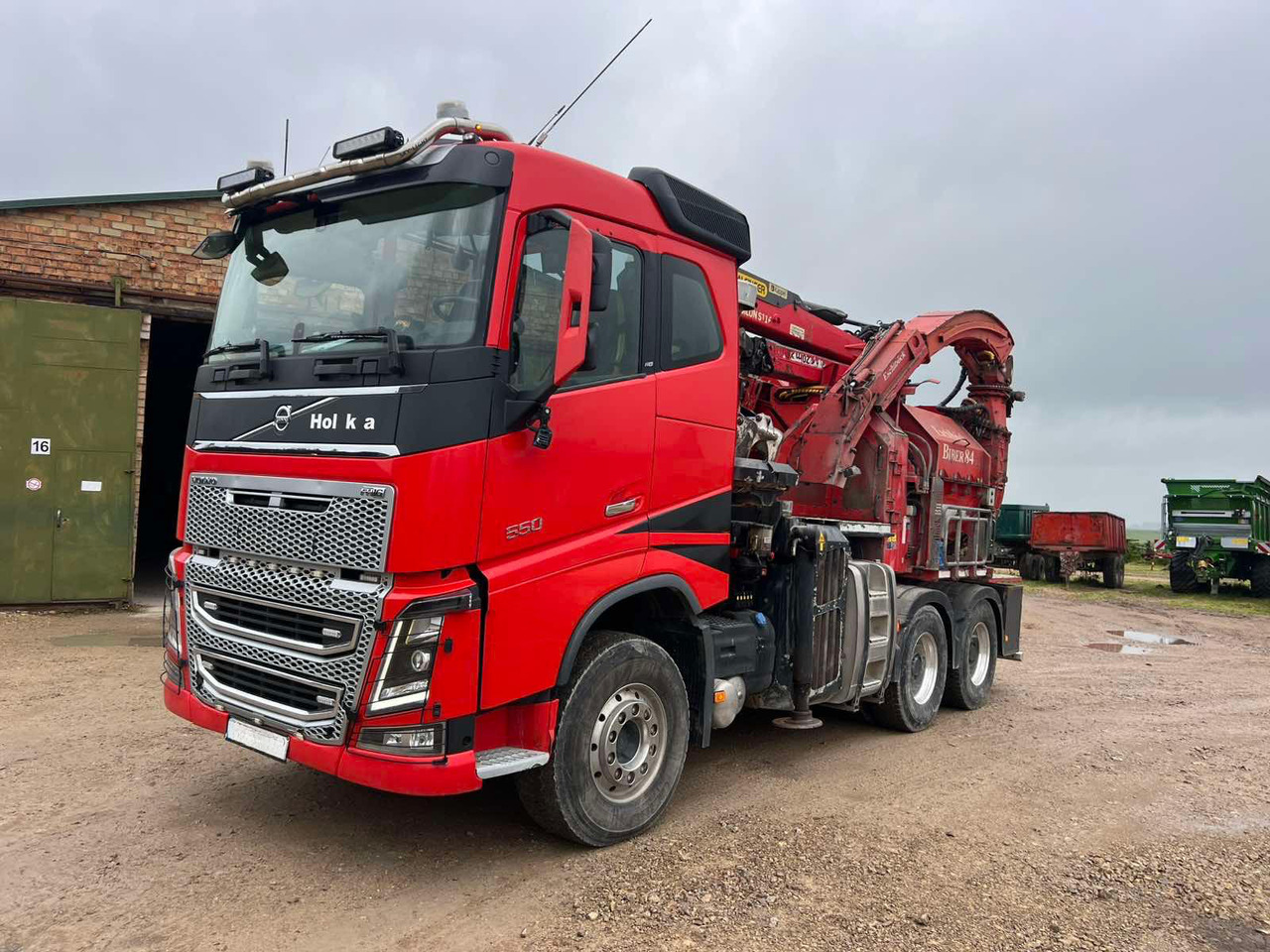 VOLVO FH16.550 - Wood chipper: picture 3 VOLVO FH16.550 - Wood chipper: picture 3