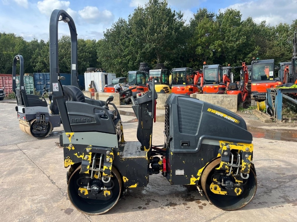 Bomag BW 100 AD M-5 - Road roller: picture 1 Bomag BW 100 AD M-5 - Road roller: picture 1