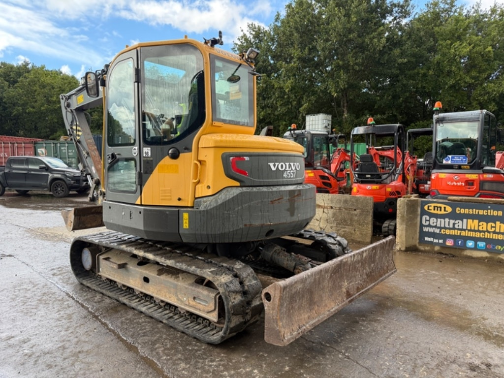 Mini excavator Volvo ECR 88 D: picture 10