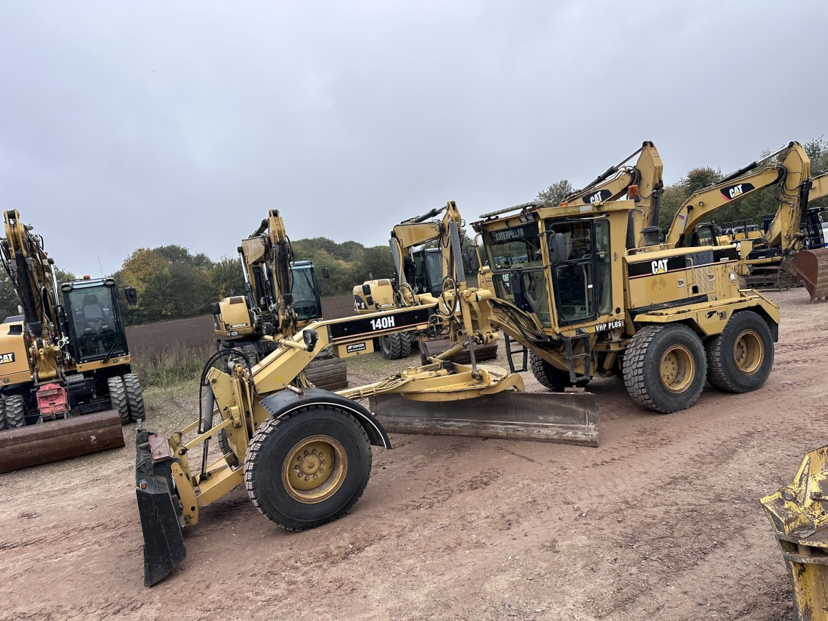 CATERPILLAR 140 H CE original German machine ready for work! - Grader: picture 3 CATERPILLAR 140 H CE original German machine ready for work! - Grader: picture 3
