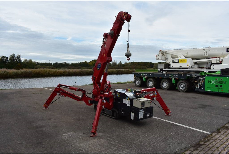 UNIC URW 295 - Mini crane: picture 4 UNIC URW 295 - Mini crane: picture 4