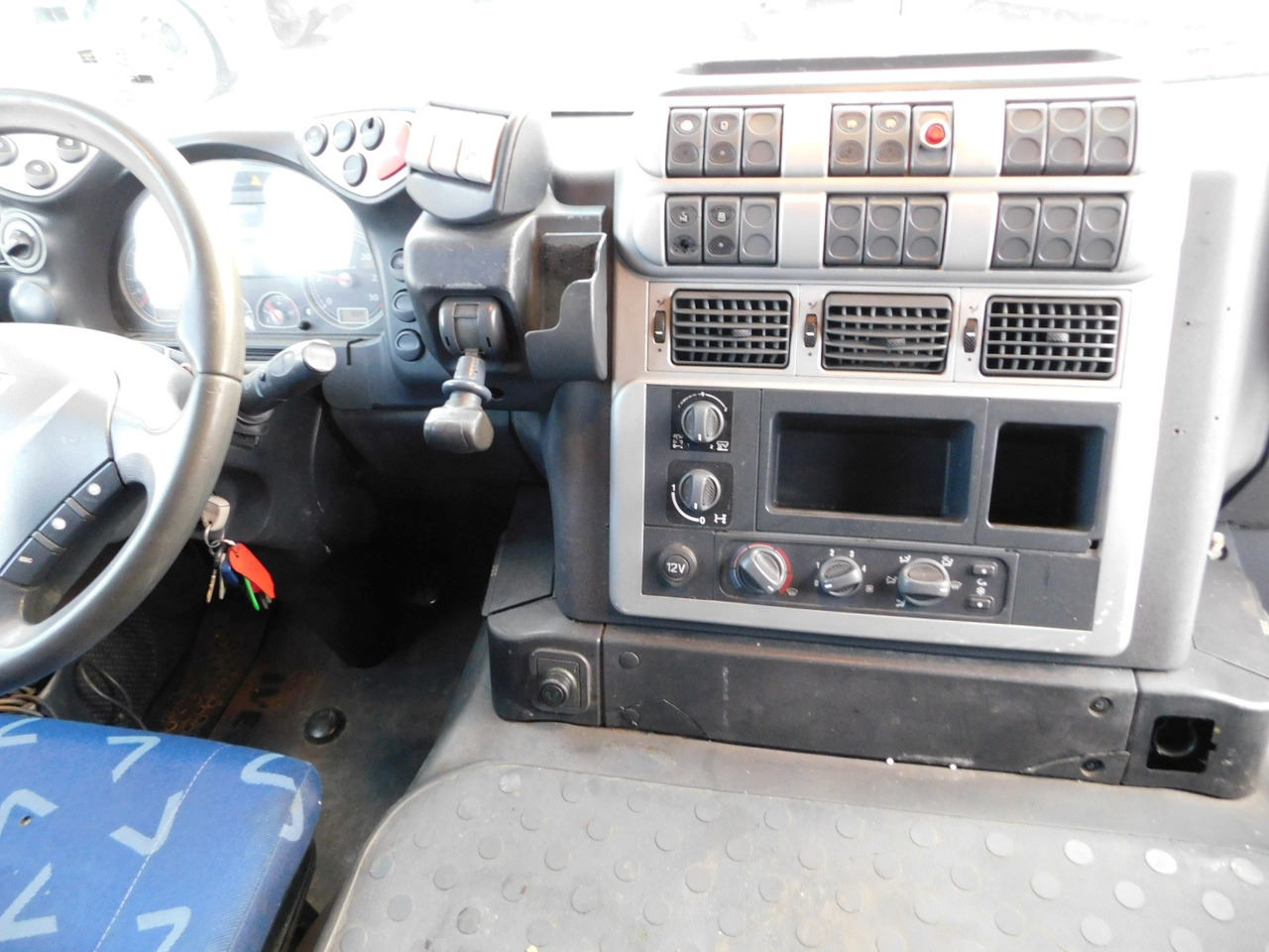 Autotransporter truck Iveco At190s45 cu remorca: picture 7