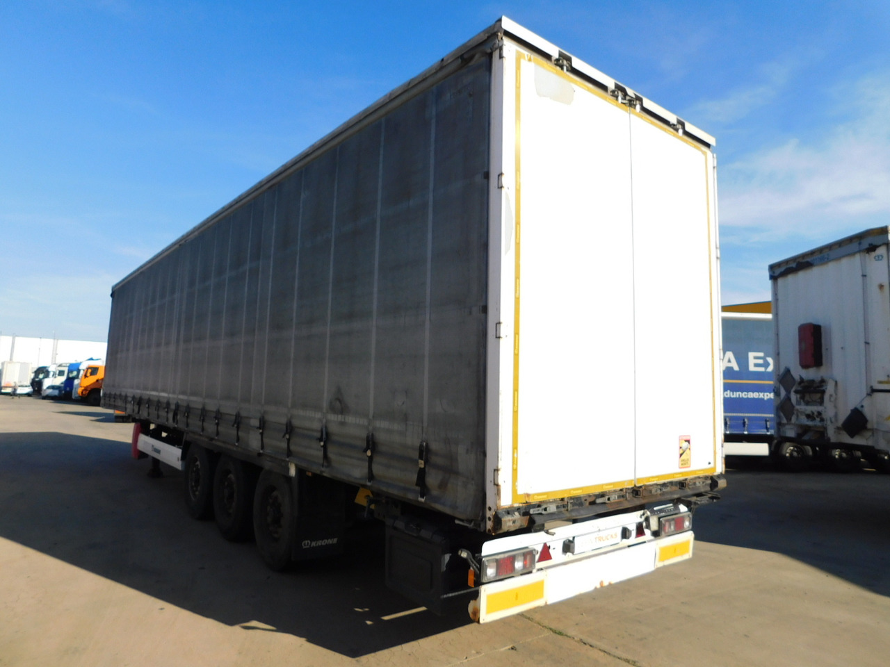 Krone Sd - Curtainsider semi-trailer: picture 4 Krone Sd - Curtainsider semi-trailer: picture 4
