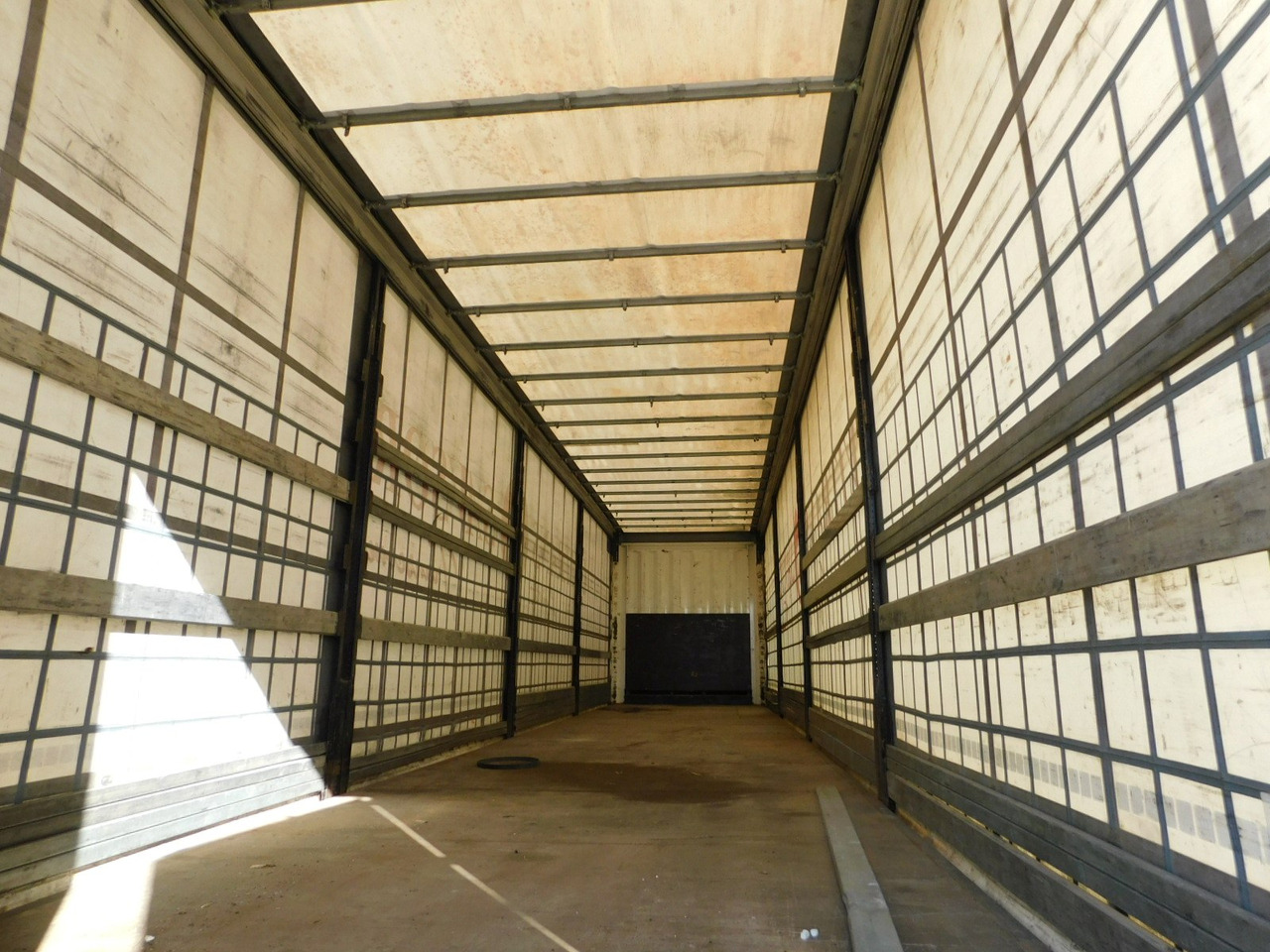 Curtainsider semi-trailer Krone Sd da06clnf: picture 6