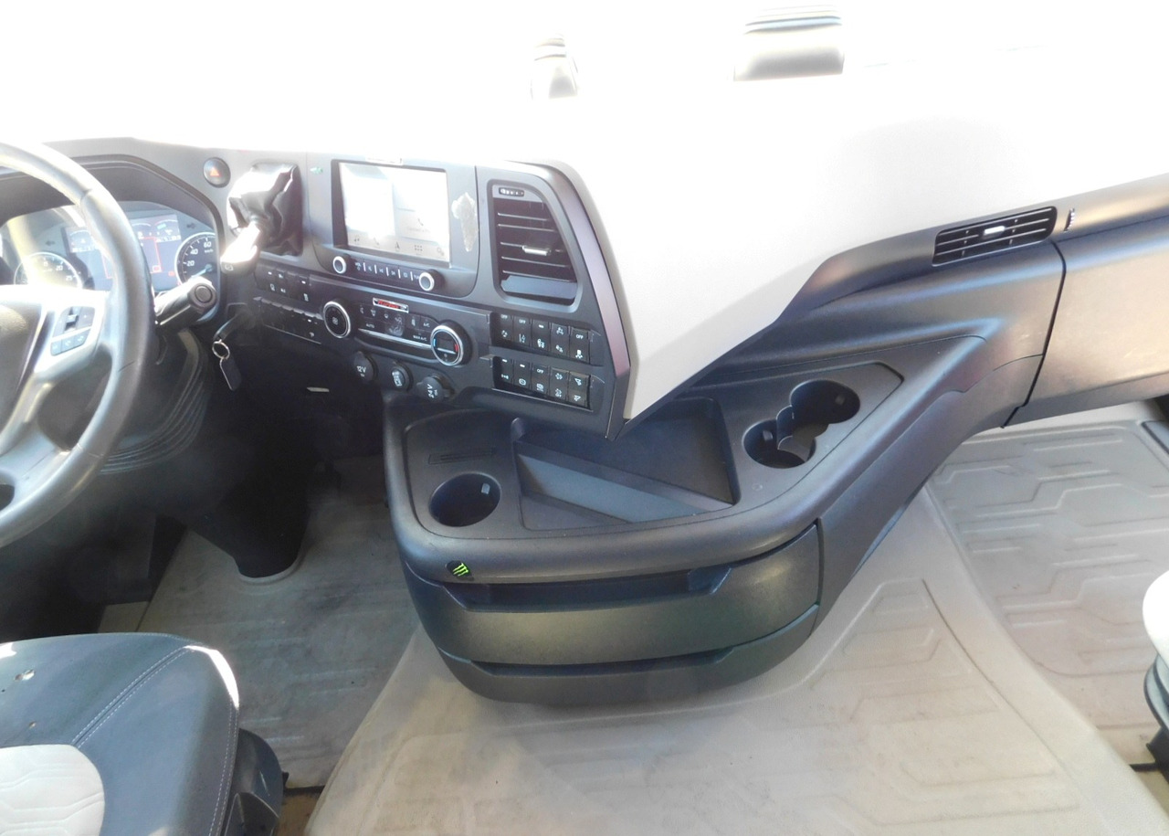 Tractor unit Ford F max ll 4x2 scab e6 12tx2620: picture 7