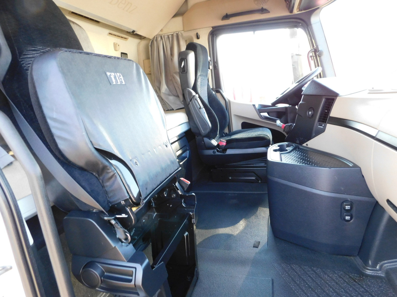 Mercedes Actros - Tractor unit: picture 5 Mercedes Actros - Tractor unit: picture 5