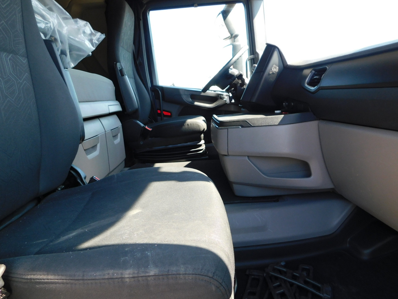 Scania R500 - Tractor unit: picture 5 Scania R500 - Tractor unit: picture 5