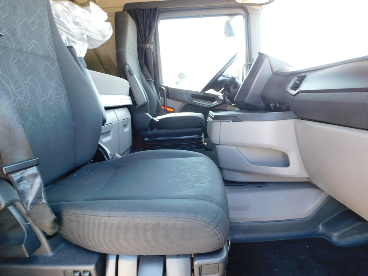 Scania R500 - Tractor unit: picture 5 Scania R500 - Tractor unit: picture 5