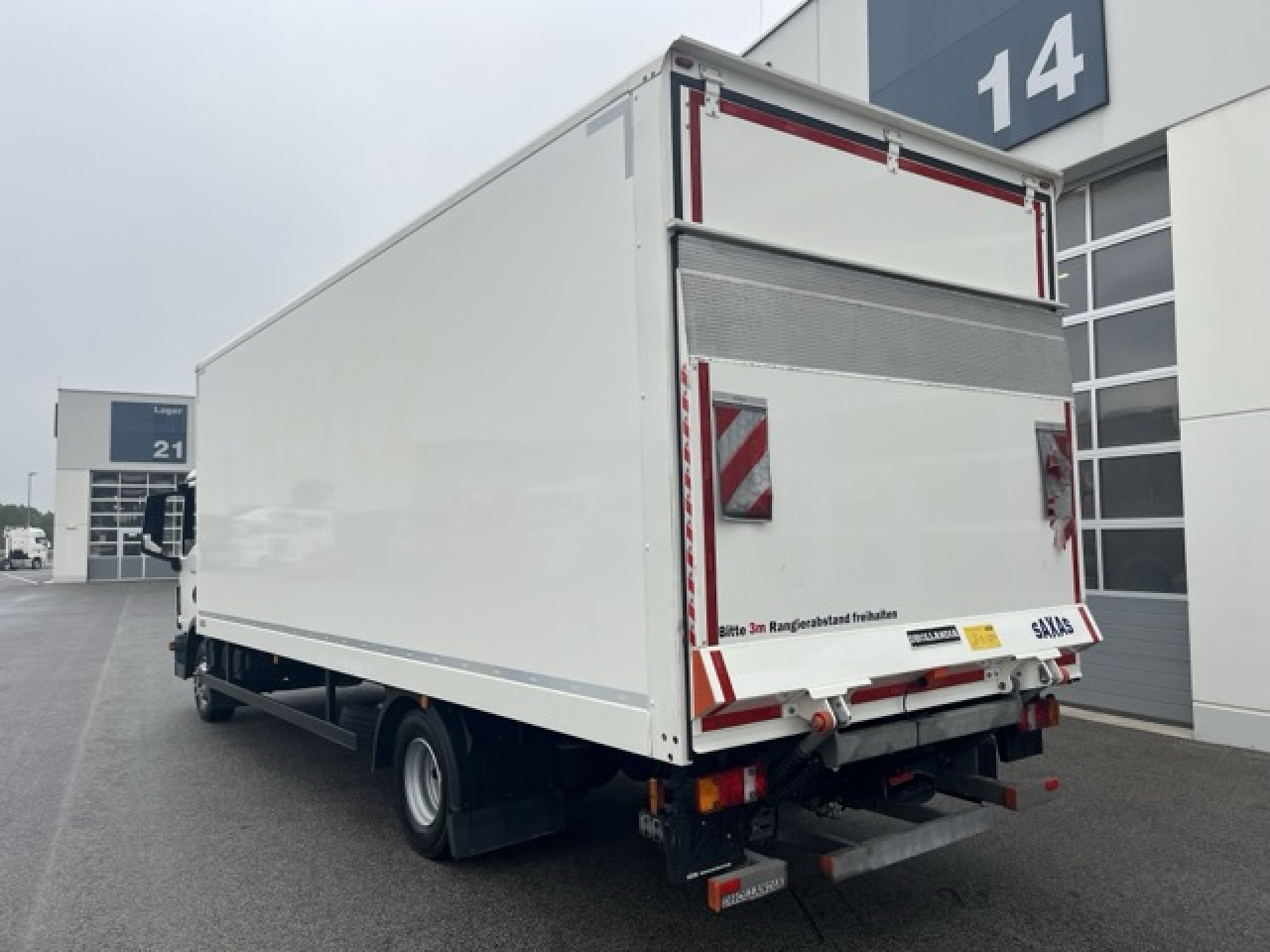 Box truck MAN TGL 12.250 4x2 BL CH Euro6 Klima AHK Luftfeder ZV: picture 9