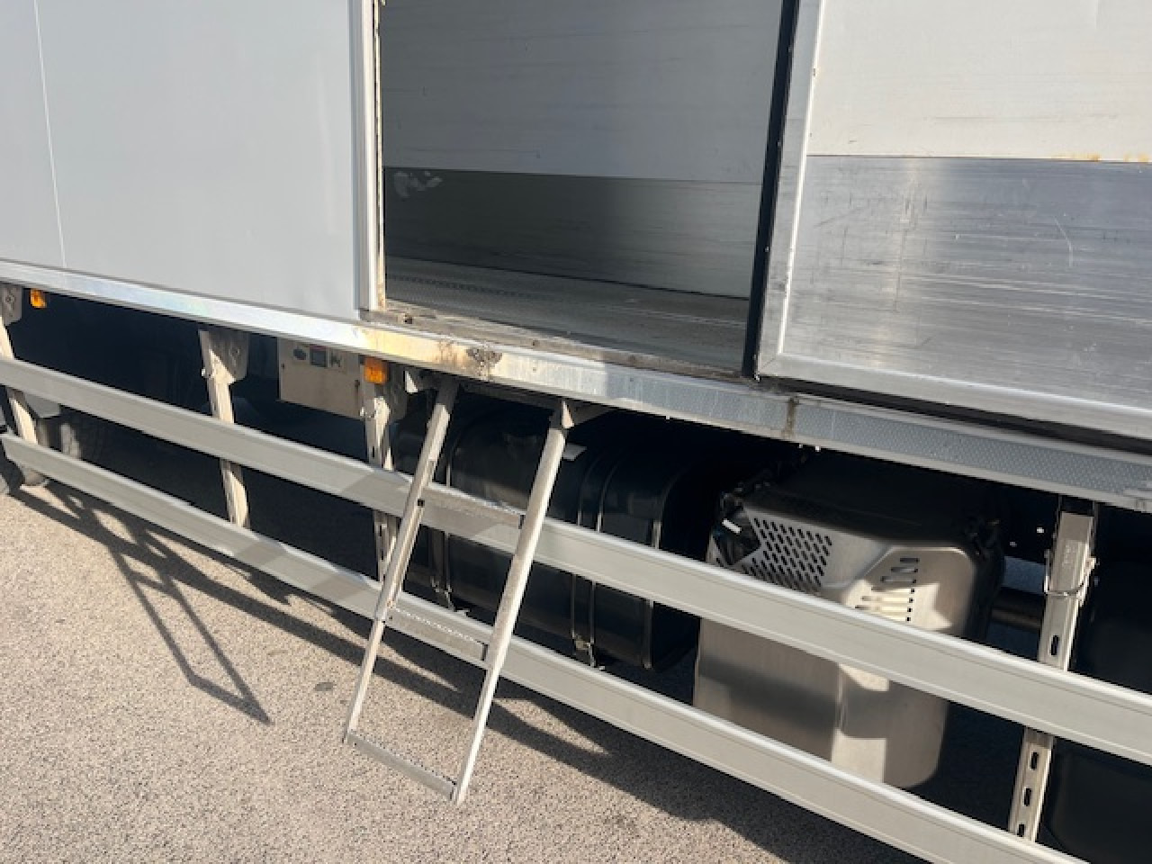 Refrigerated van MAN TGM 15.290 4x2 LL Tiefkühler ATP möglich Euro6: picture 14 Refrigerated van MAN TGM 15.290 4x2 LL Tiefkühler ATP möglich Euro6: picture 14