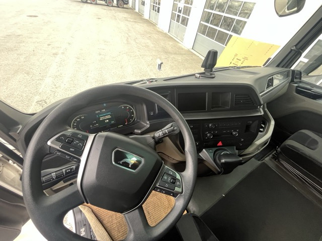 MAN TGX 18.510 4x2 LLS-U Euro6 Intarder Klima ZV - Tractor unit: picture 2 MAN TGX 18.510 4x2 LLS-U Euro6 Intarder Klima ZV - Tractor unit: picture 2