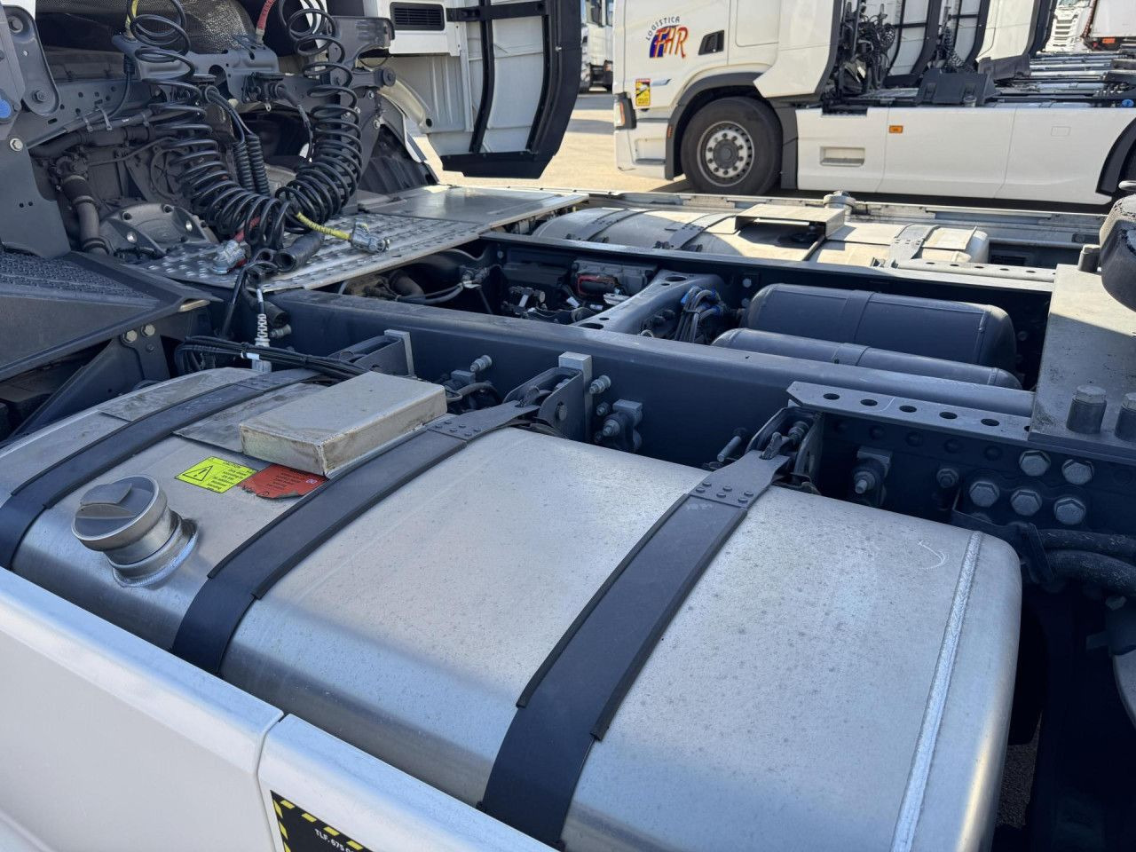 Scania R 460 - Tractor unit: picture 5 Scania R 460 - Tractor unit: picture 5