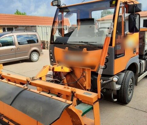 AEBI Schmidt MT750 4x4 AEBI Schmidt MT750 4x4, Winterdienstausstattung - Tipper: picture 1 AEBI Schmidt MT750 4x4 AEBI Schmidt MT750 4x4, Winterdienstausstattung - Tipper: picture 1