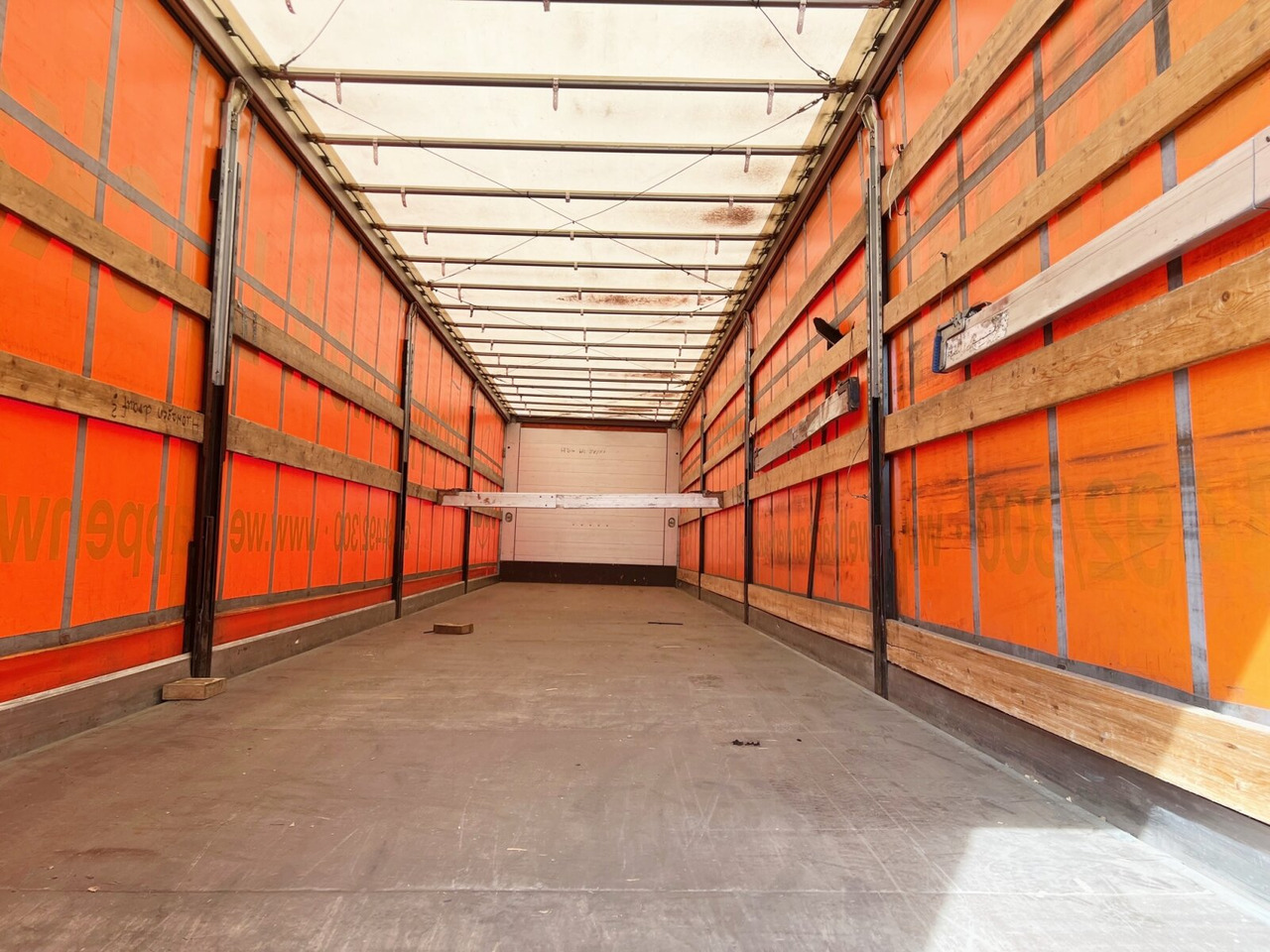 Curtainsider semi-trailer Ackermann PS-F 5.3/13.5 EZG SPS PS-F 5.3/13.5 EZG SPS, Edscha-Verdeck, Lenkachse: picture 13 Curtainsider semi-trailer Ackermann PS-F 5.3/13.5 EZG SPS PS-F 5.3/13.5 EZG SPS, Edscha-Verdeck, Lenkachse: picture 13