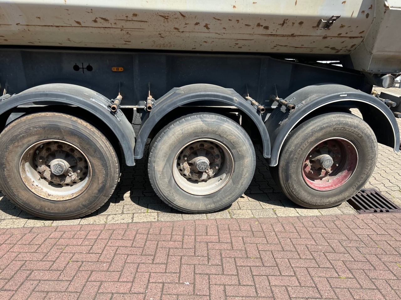Tipper semi-trailer Carnehl CHKS/HH CHKS/HH, Stahlmulde ca. 26m³, Liftachse: picture 11
