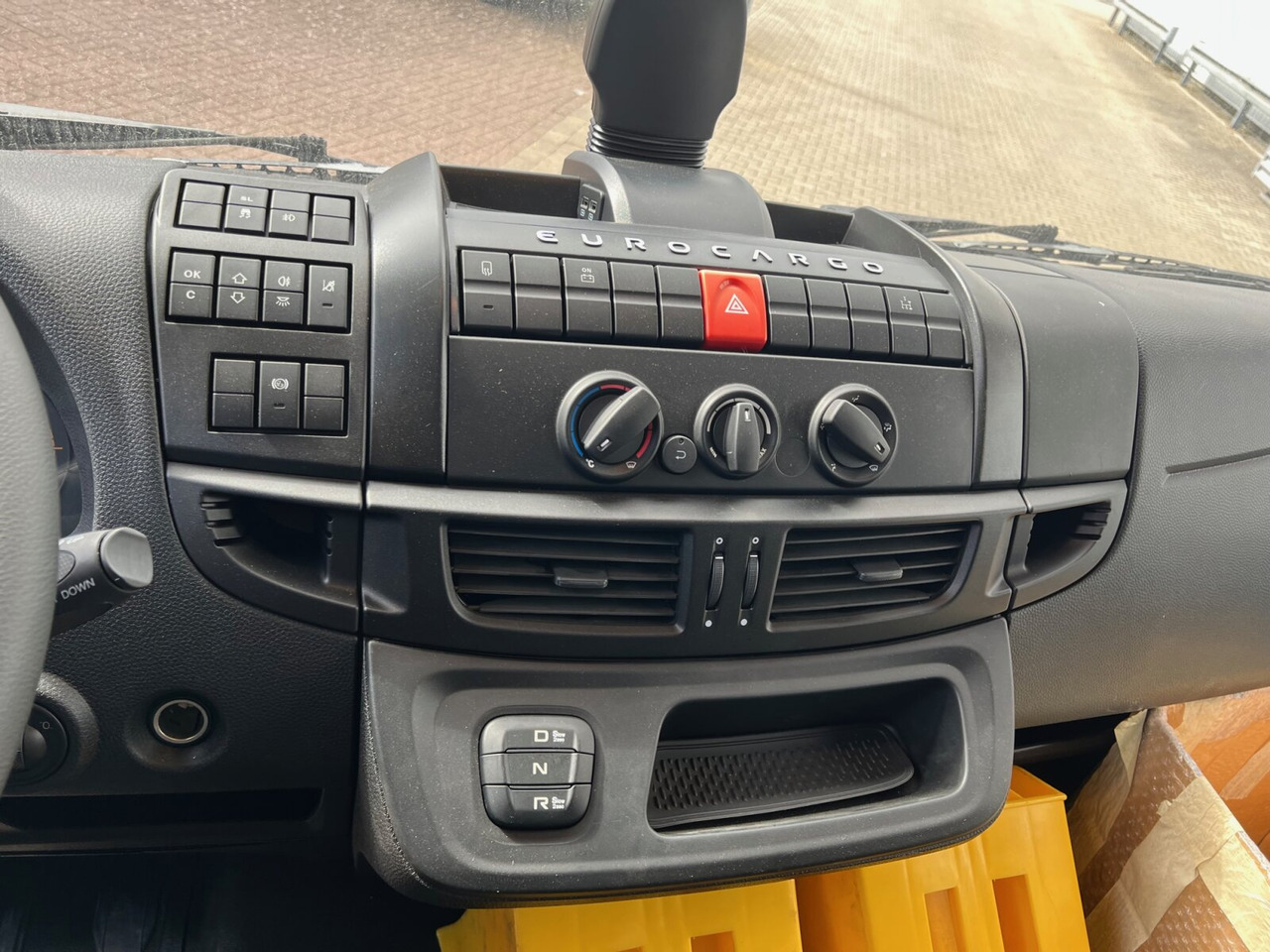 New Cab chassis truck EuroCargo ML160E32 4x2 EuroCargo ML160E32 4x2, 5x Vorhanden!: picture 5