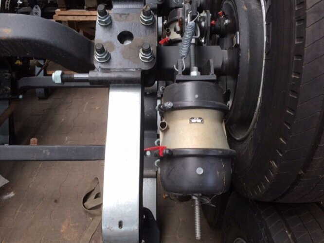 EuroCargo ML160E32 4x2 EuroCargo ML160E32 4x2 mit Teilen für Anhänger und Aufbauten - Autotransporter truck: picture 5 EuroCargo ML160E32 4x2 EuroCargo ML160E32 4x2 mit Teilen für Anhänger und Aufbauten - Autotransporter truck: picture 5