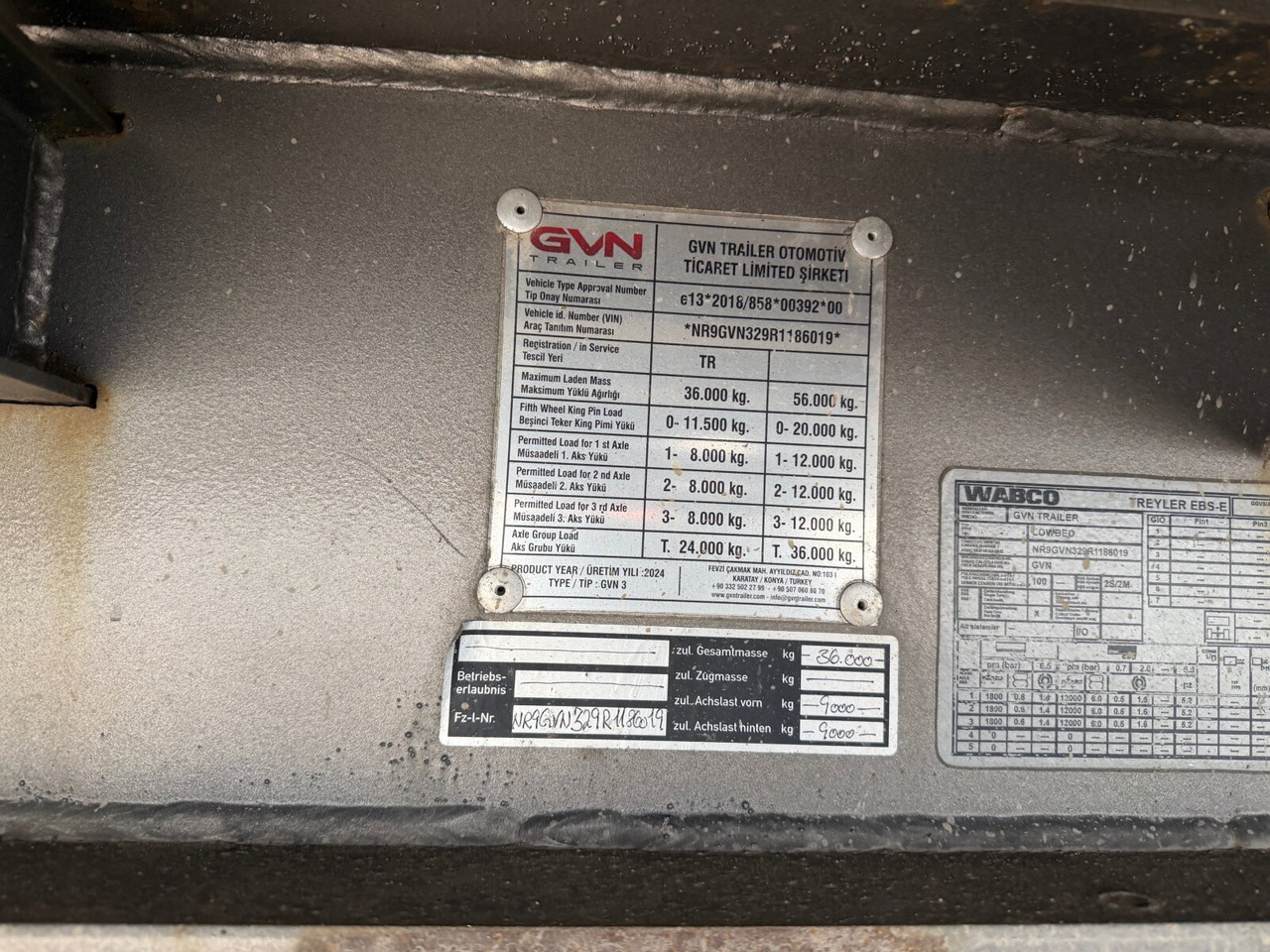 GVN Trailer 329 GVN Trailer 329, Liftachse, Verbr. auf 3m, hydr. Rampen - Low loader semi-trailer: picture 3 GVN Trailer 329 GVN Trailer 329, Liftachse, Verbr. auf 3m, hydr. Rampen - Low loader semi-trailer: picture 3