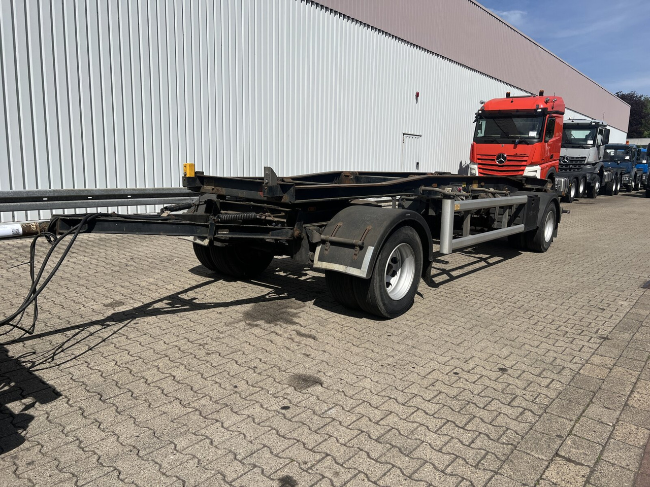 HSA 18.65 Schlittenabroller HUEFFERMANN HSA 18.65 Schlittenabroller - Roll-off/ Skip trailer: picture 1 HSA 18.65 Schlittenabroller HUEFFERMANN HSA 18.65 Schlittenabroller - Roll-off/ Skip trailer: picture 1