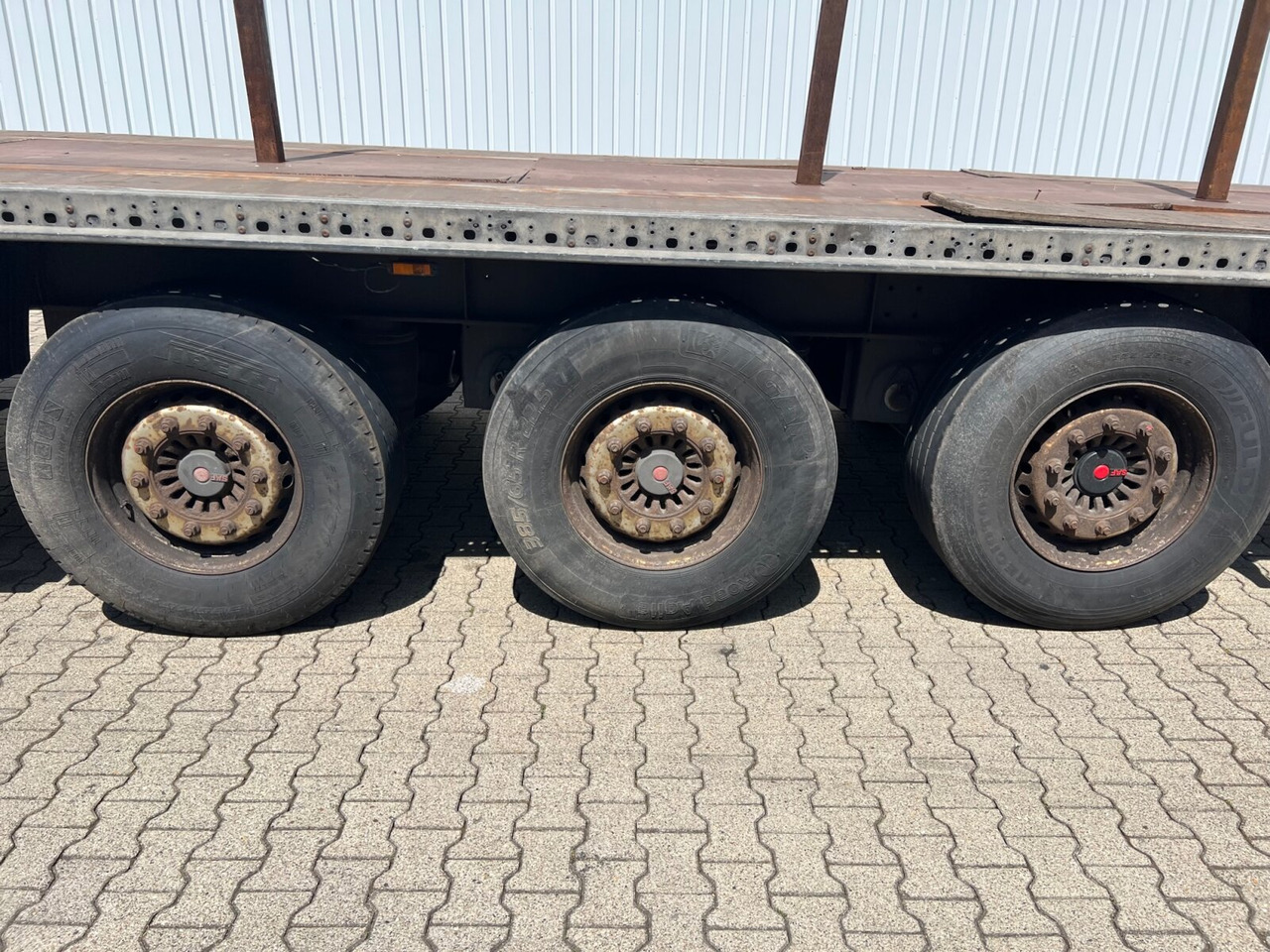 Humbaur HSA 2006 HSA 2006, Verzinkt - Dropside/ Flatbed semi-trailer: picture 2 Humbaur HSA 2006 HSA 2006, Verzinkt - Dropside/ Flatbed semi-trailer: picture 2