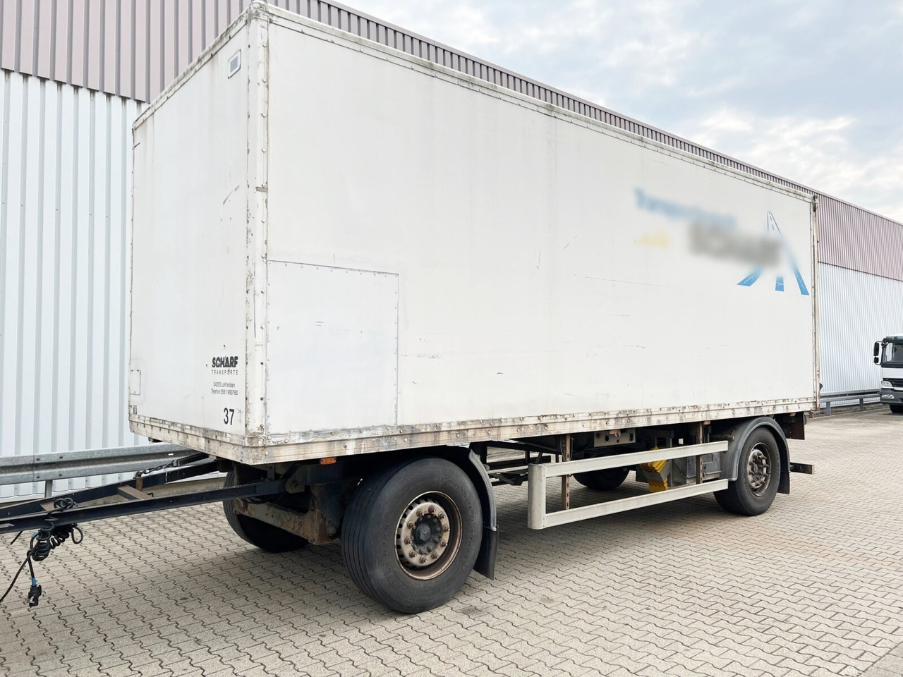 KA-F 18/74E Ackermann, Oschersl. KA-F 18/74E mit LBW MBB, 44cbm - Closed box trailer: picture 1 KA-F 18/74E Ackermann, Oschersl. KA-F 18/74E mit LBW MBB, 44cbm - Closed box trailer: picture 1