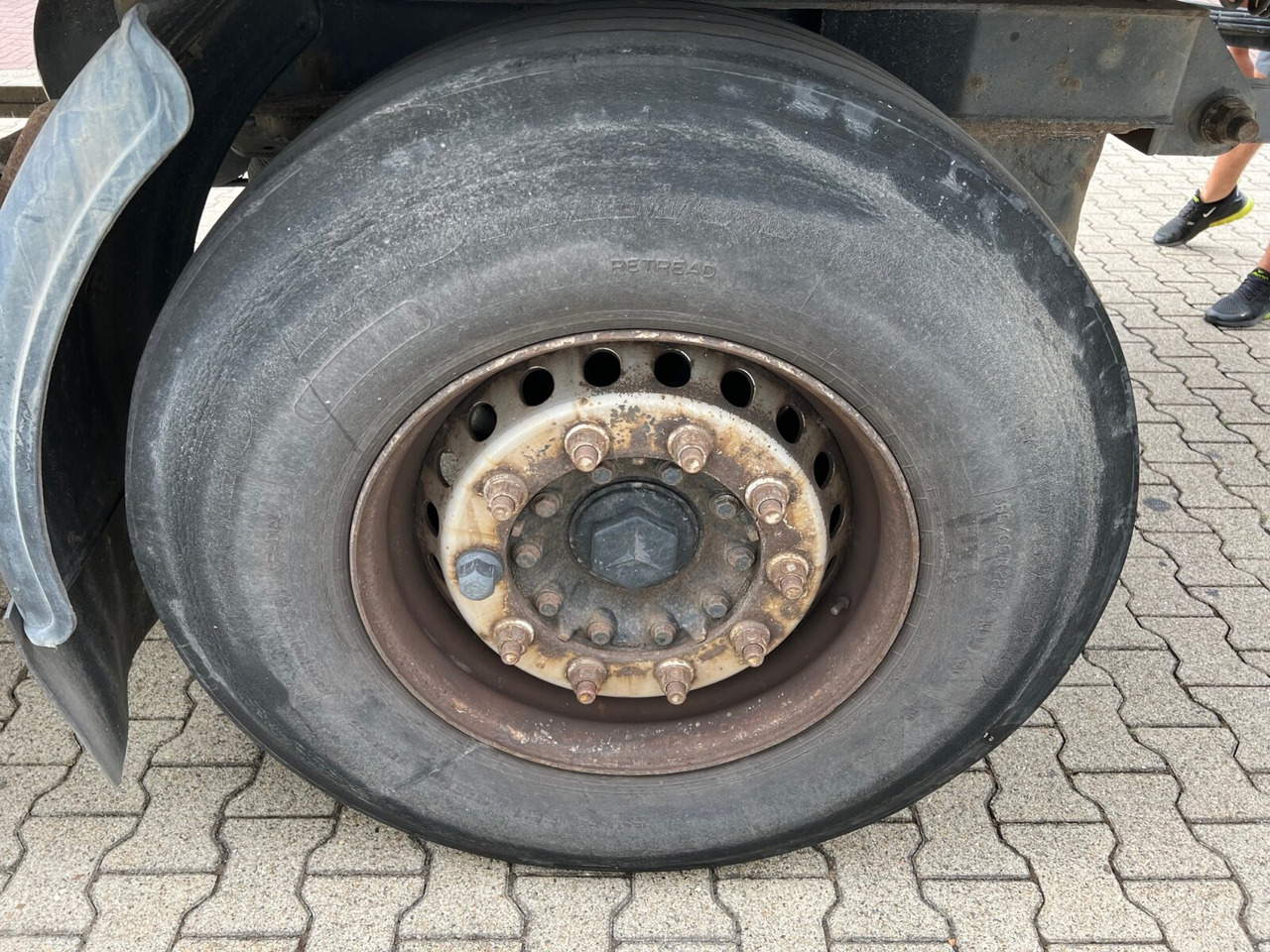 KA-F 18/74E Ackermann, Oschersl. KA-F 18/74E mit LBW MBB, 44cbm - Closed box trailer: picture 2 KA-F 18/74E Ackermann, Oschersl. KA-F 18/74E mit LBW MBB, 44cbm - Closed box trailer: picture 2