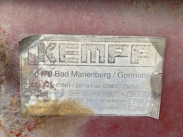 Kempf SKM 32/2 SKM 32/2 Stahlmulde ca. 24m³, Liftachse, Zwillingsbereift - Tipper semi-trailer: picture 4 Kempf SKM 32/2 SKM 32/2 Stahlmulde ca. 24m³, Liftachse, Zwillingsbereift - Tipper semi-trailer: picture 4