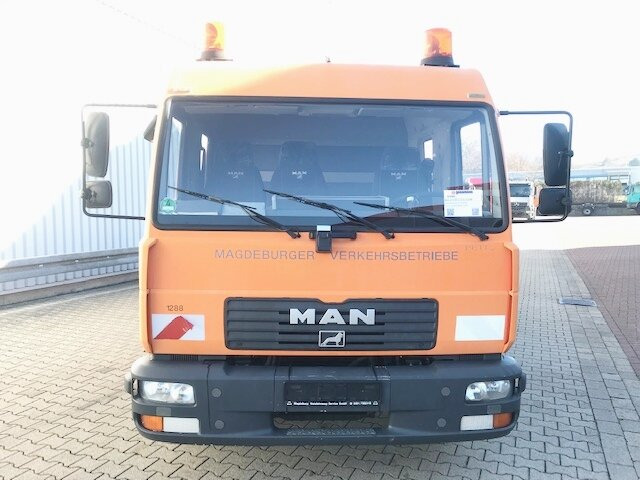 Dropside/ Flatbed truck MAN LE 8.185 LC Doka 4x2 BB LE 8.185 LC Doka 4x2 BB, 2x AHK: picture 8