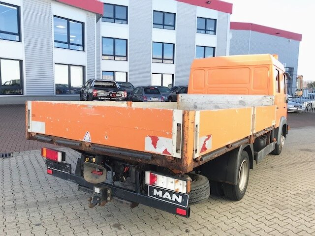 Dropside/ Flatbed truck MAN LE 8.185 LC Doka 4x2 BB LE 8.185 LC Doka 4x2 BB, 2x AHK: picture 10