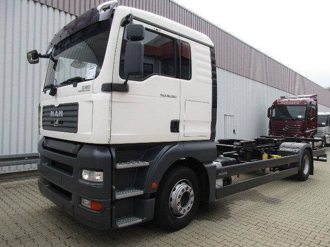 Container transporter/ Swap body truck MAN TGA 18.350 4x2 LL TGA 18.350 4x2 LL, Fahrschule: picture 9