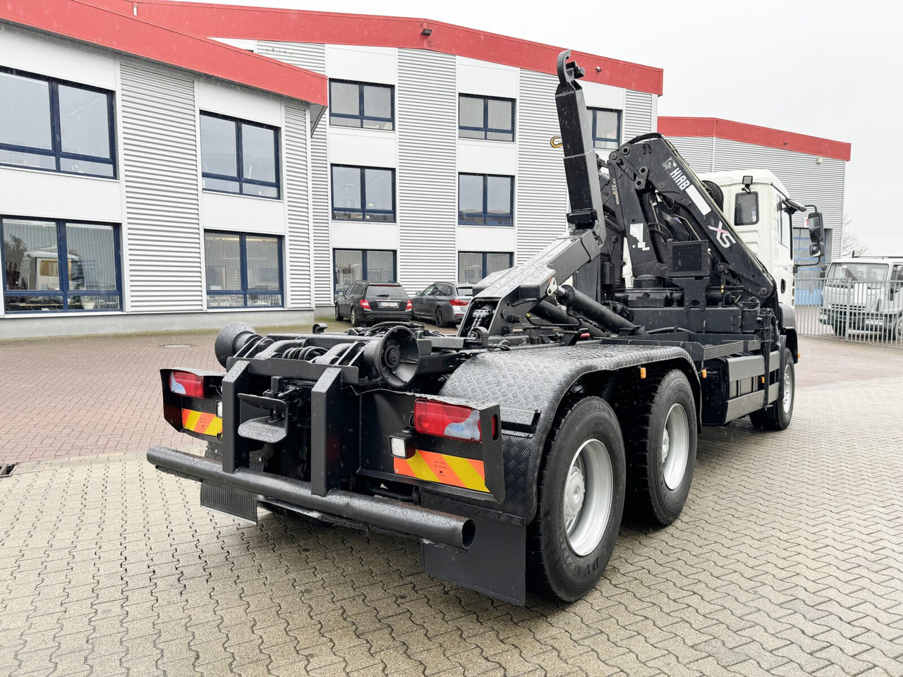 Lease a MAN TGA 33.350 6X4 BB TGA 33.350 6X4 BB mit Kran Hiab 166 E-3 HiDuo, Funk MAN TGA 33.350 6X4 BB TGA 33.350 6X4 BB mit Kran Hiab 166 E-3 HiDuo, Funk: picture 11